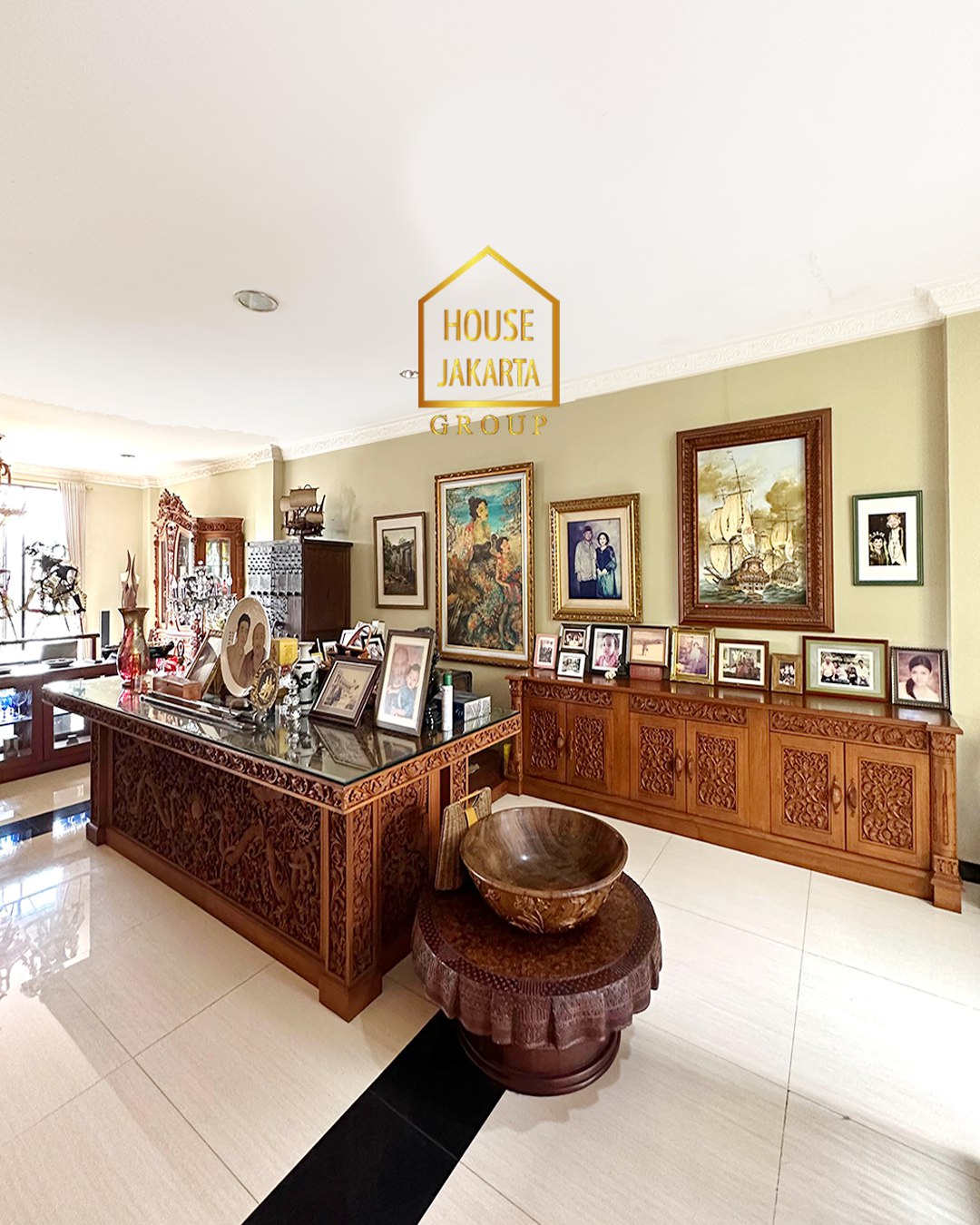 HS1574 FOR SALE: Rumah 3 Lantai + Rooftop, Siap Huni, Dalam Komplek Besar. KEMANG