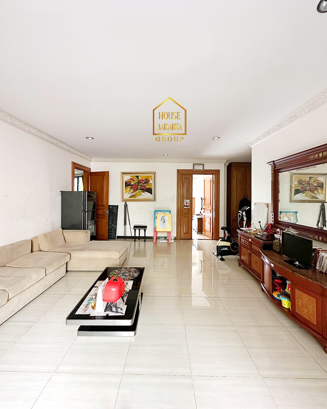 HS1574 FOR SALE: Rumah 3 Lantai + Rooftop, Siap Huni, Dalam Komplek Besar. KEMANG