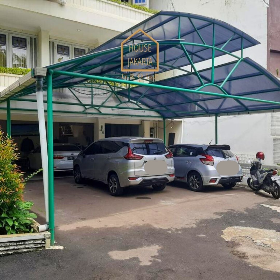 HS1575 FOR SALE: Rumah Besar Lingkungan Expat dan Elite, KEMANG SELATAN-JAKARTA SELATAN