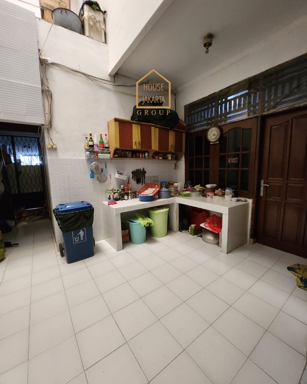 HS1583 FOR SALE: Rumah Murah Siap Huni, Parkir dan Taman Luas, CIRACAS