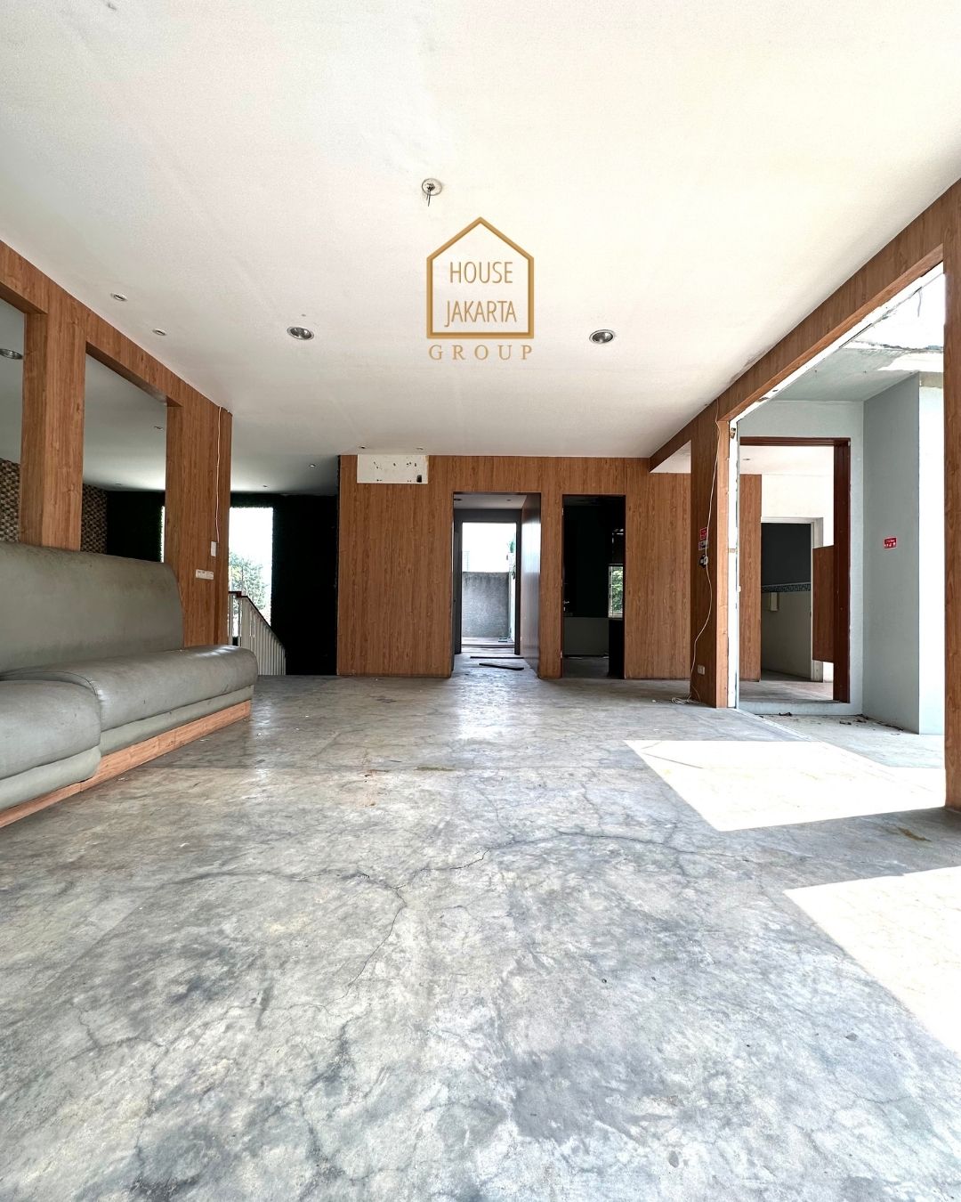 CS1584 DIJUAL: MURAH!! Komersial Pusat Kuliner dan Bisnis di PAJAJARAN