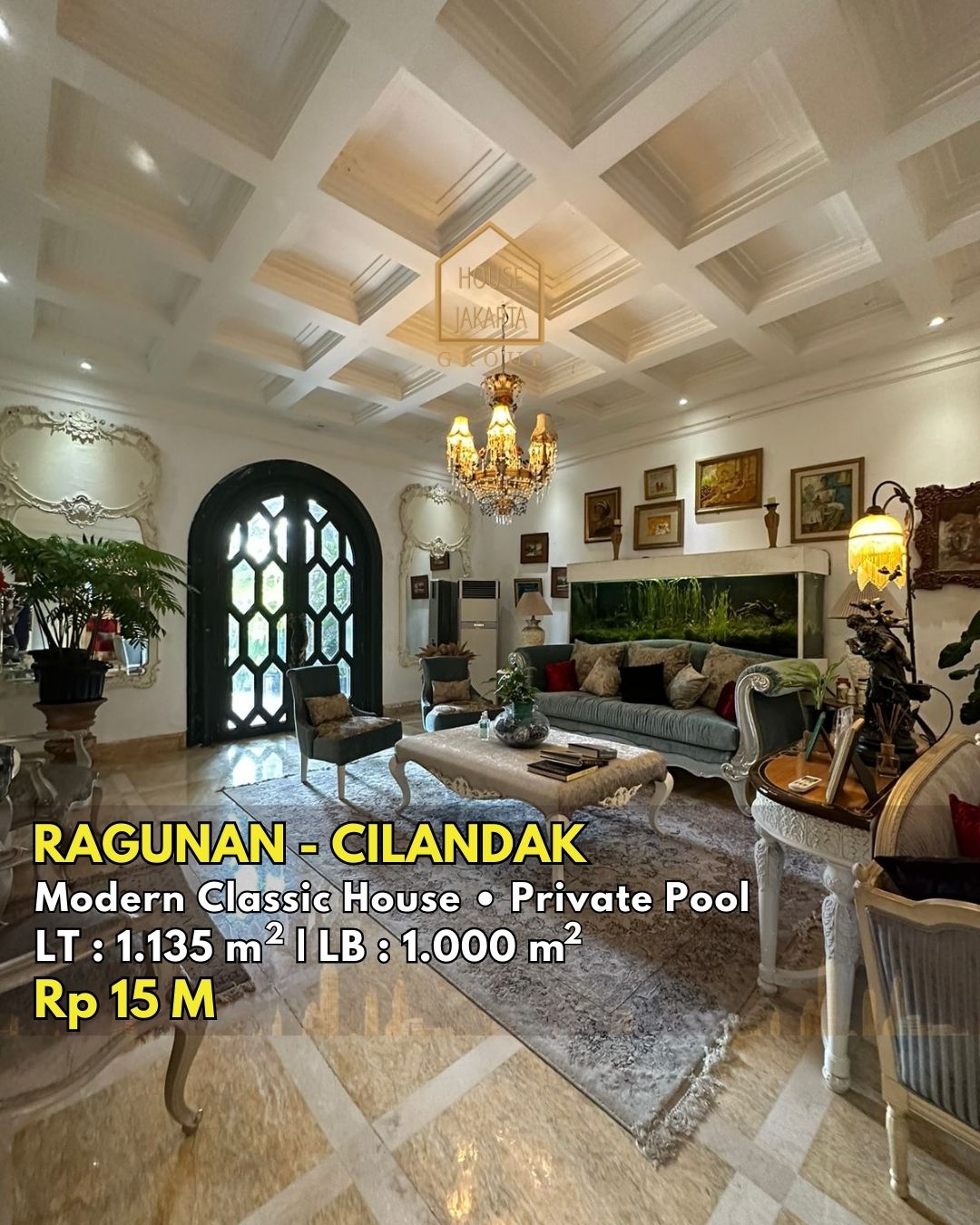 HS1585 FOR SALE: RAGUNAN MODERN CLASSIC HOUSE SEMI FURNISHED, PRIVATE POOL
