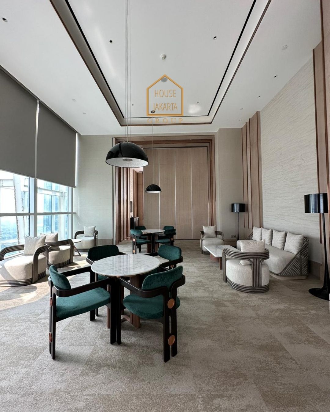 AS1586 FOR SALE:  PACIFIC PLACE -SCBD RARE UNIT, SIZE 1000 sqm 4 BEDROOM