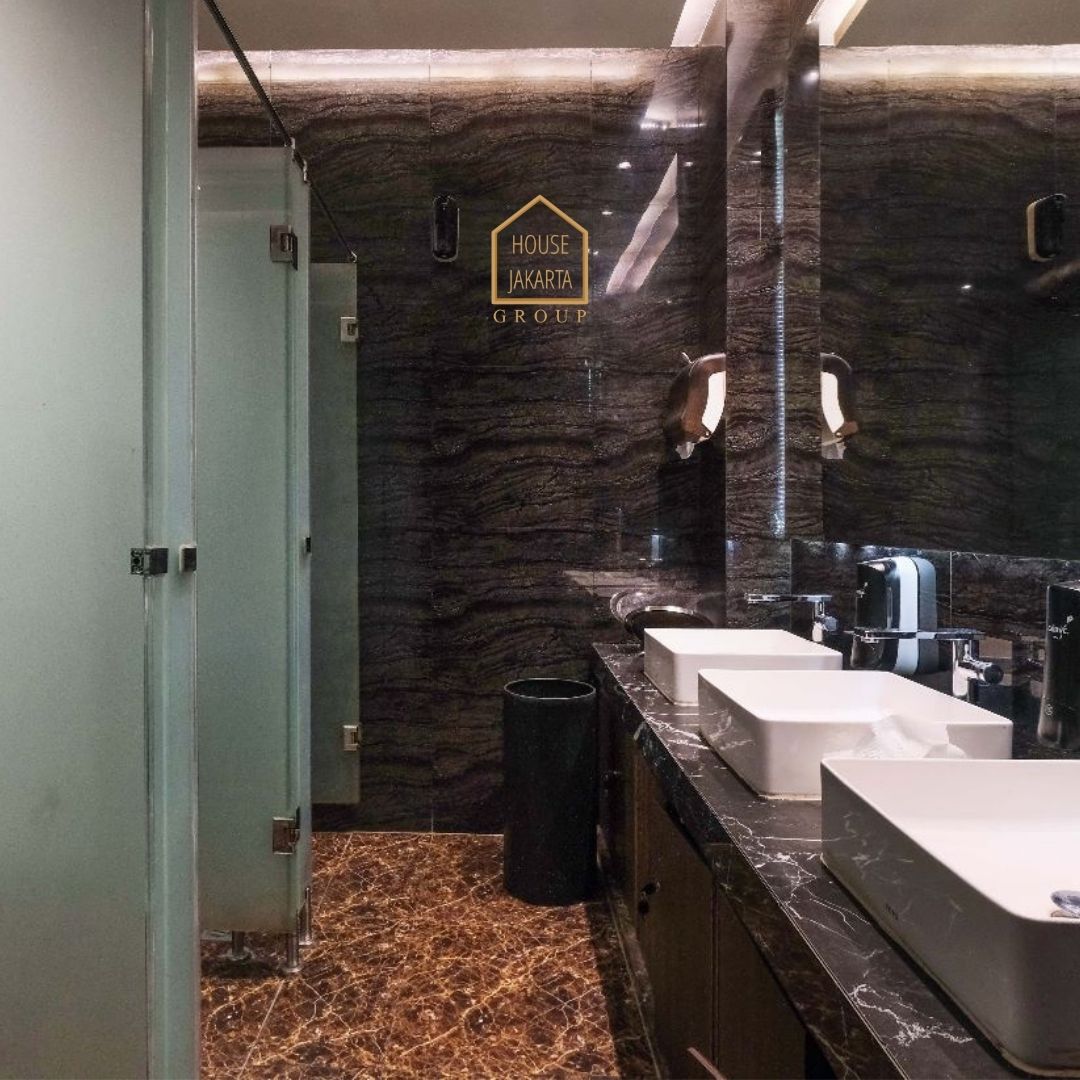 CS1597 FOR SALE:  NICE BUILDING 4 Lantai, Great Invest, Prime Location di KEMANG RAYA