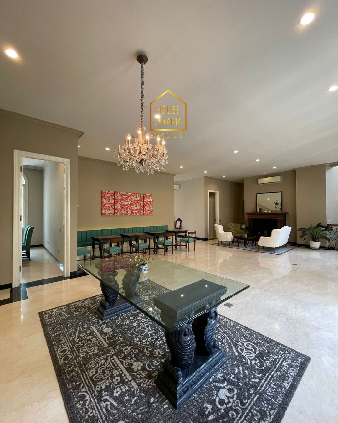 HS1605  Luxurious Modern Classic House, Premium Area, WIDYA CHANDRA