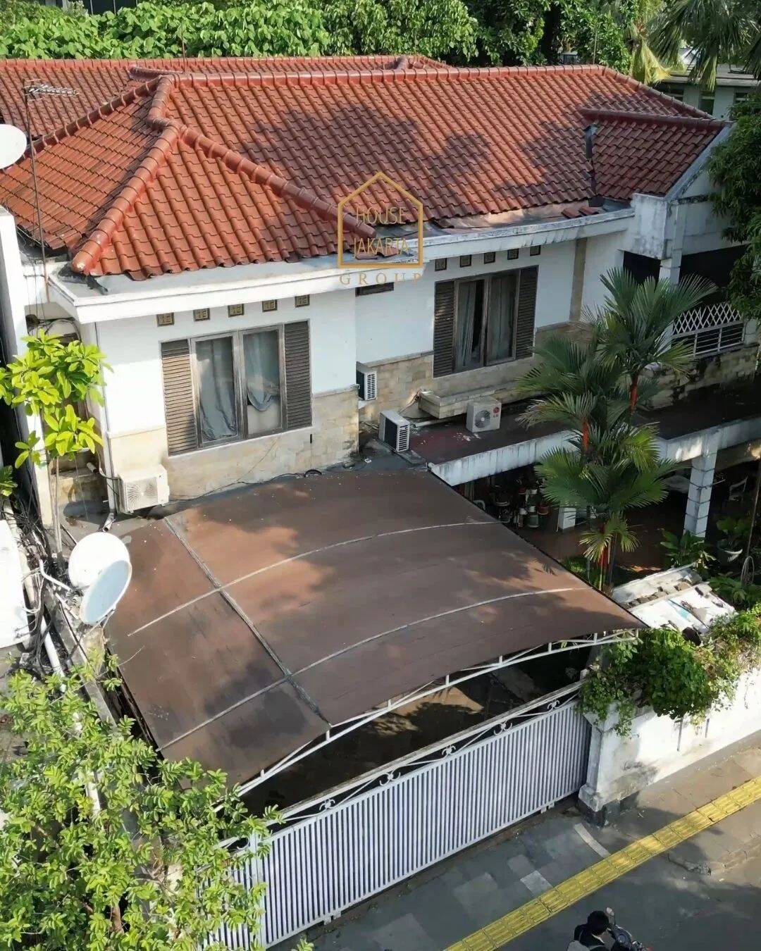 HS1616 Limited & Murah, Rumah Kemang Raya Dekat McD