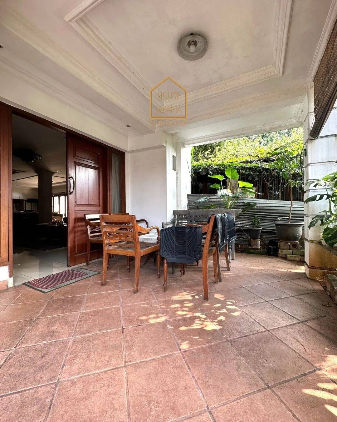 HS1616 Limited & Murah, Rumah Kemang Raya Dekat McD