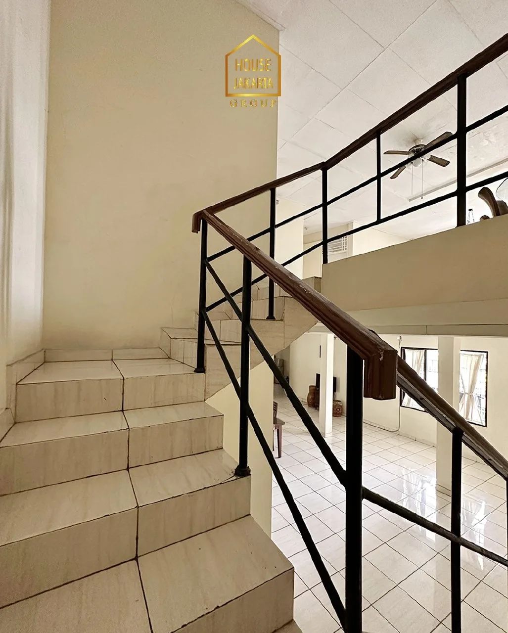 HS1632 Kost - kostan 2 Lantai Termurah, Parkiran Luas, Lokasi Strategis di Segitiga Emas, Kuningan