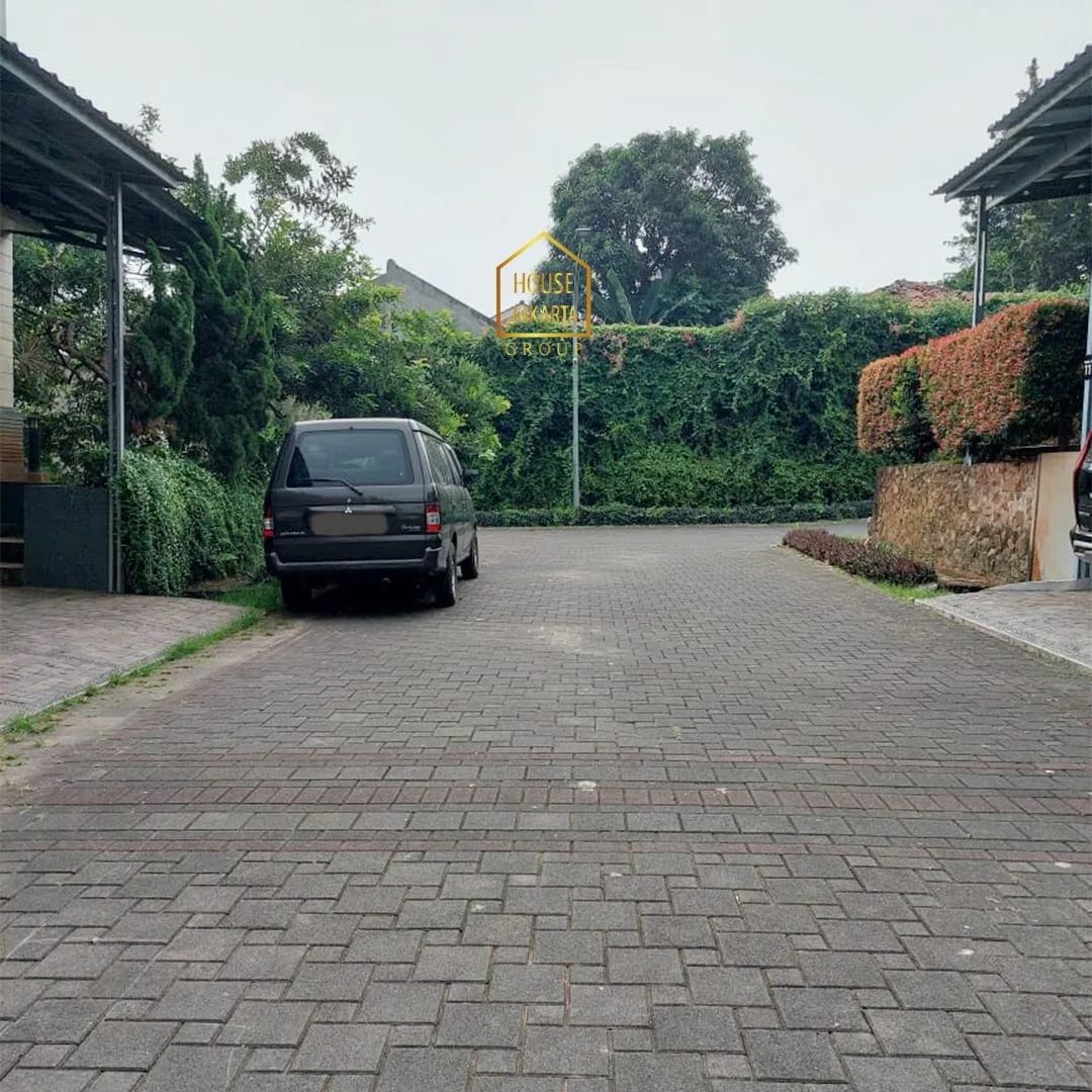 HS1640 Rumah Brand New 2 Lantai dalam TOWN HOUSE. Area Nyaman, Tenang dan Asri