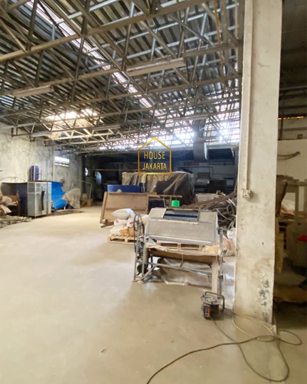 CS1642  Gudang 2 Lantai. Area Pergudangan, Dekat Cengkareng & Bandara