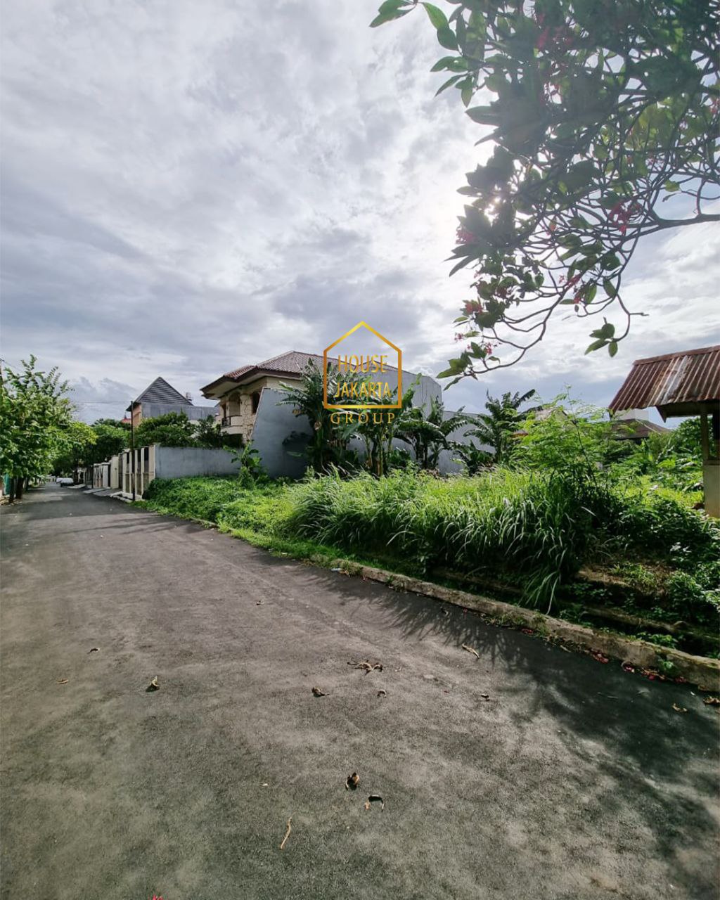 LS1653 Tanah Persegi Siap Bangun, Komplek Asri, dan Elite. Limited, Murah