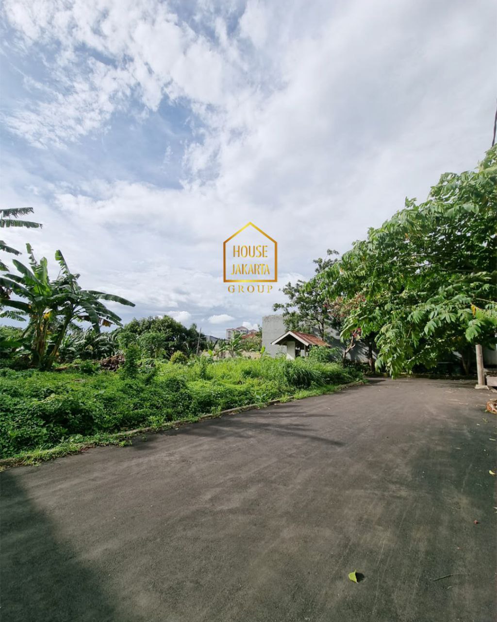 LS1653 Tanah Persegi Siap Bangun, Komplek Asri, dan Elite. Limited, Murah