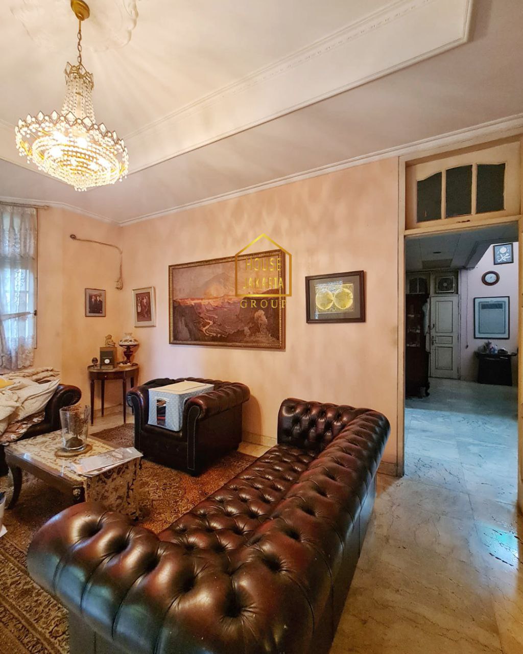 HS1664 Rumah 2 Lantai Dengan  Akses Jalan Lebar. Lingkungan Elite & Tenang. Dekat Stasiun MRT