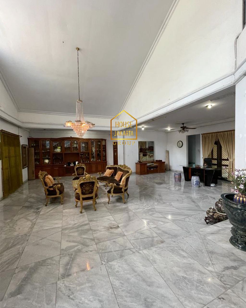 HS1666 Bangunan Murah Dekat CBD Ciledug & Tol JORR, Bisa Usaha, Kantor & Gudang