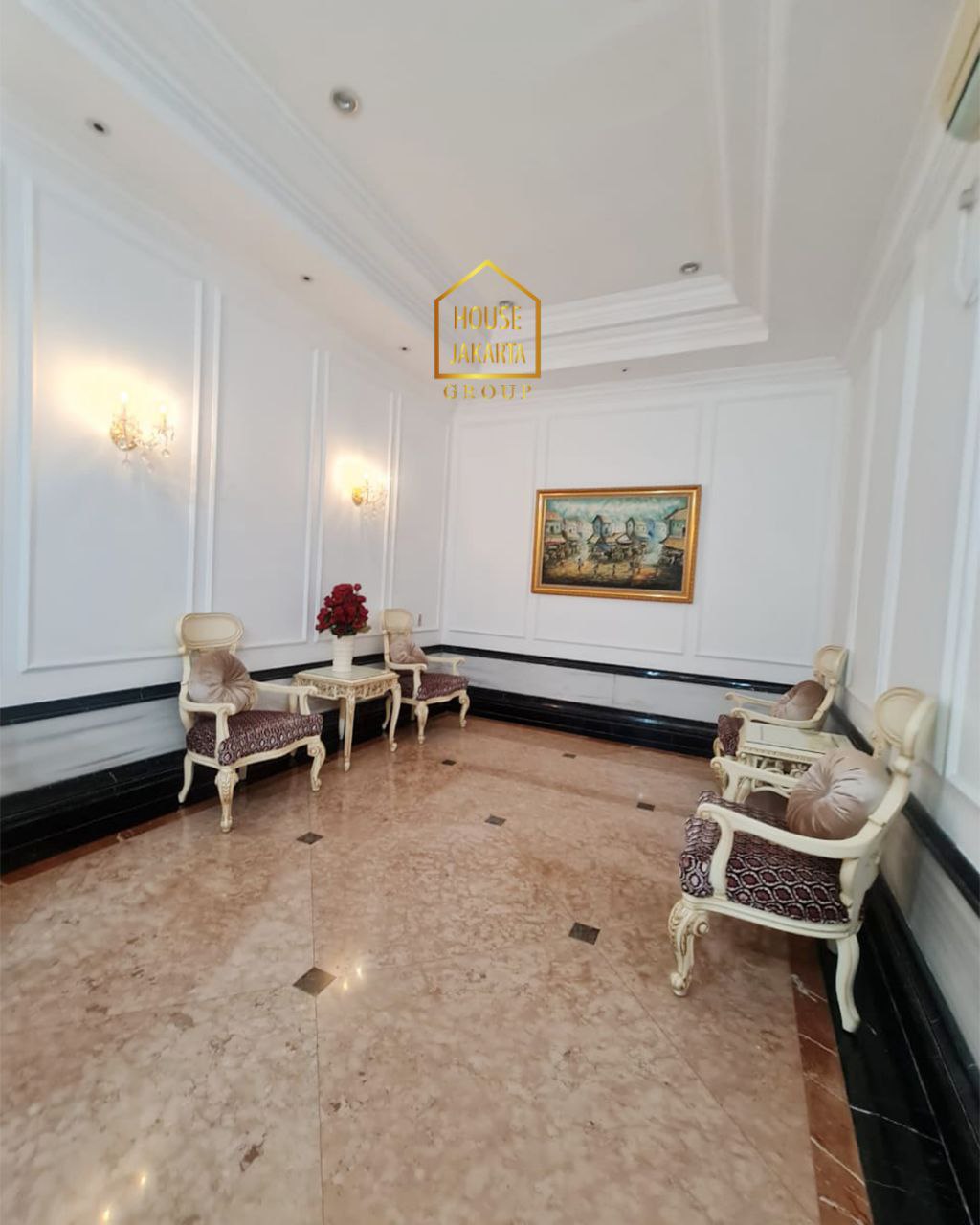 HR1667 Bangunan 3 Lantai Ada Basement & Pool • Hadap Timur • Jalan Lebar • Lingkungan Tenang