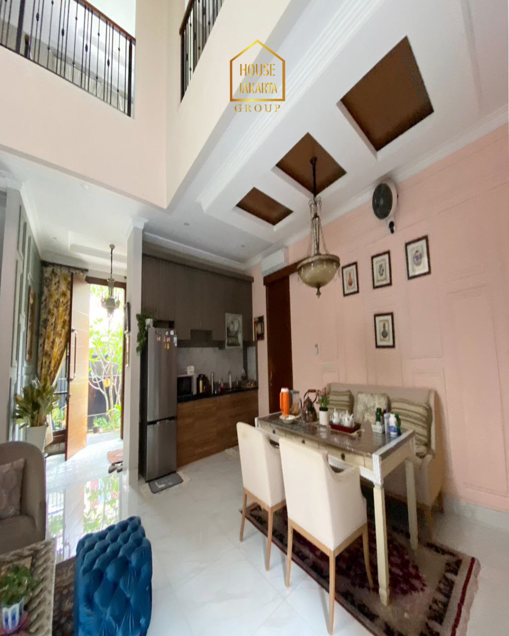 HS1668 Rumah 2 Lantai Siap Huni • Jalan Lebar • Lingkungan Elit & Tenang • Dekat Simatupang