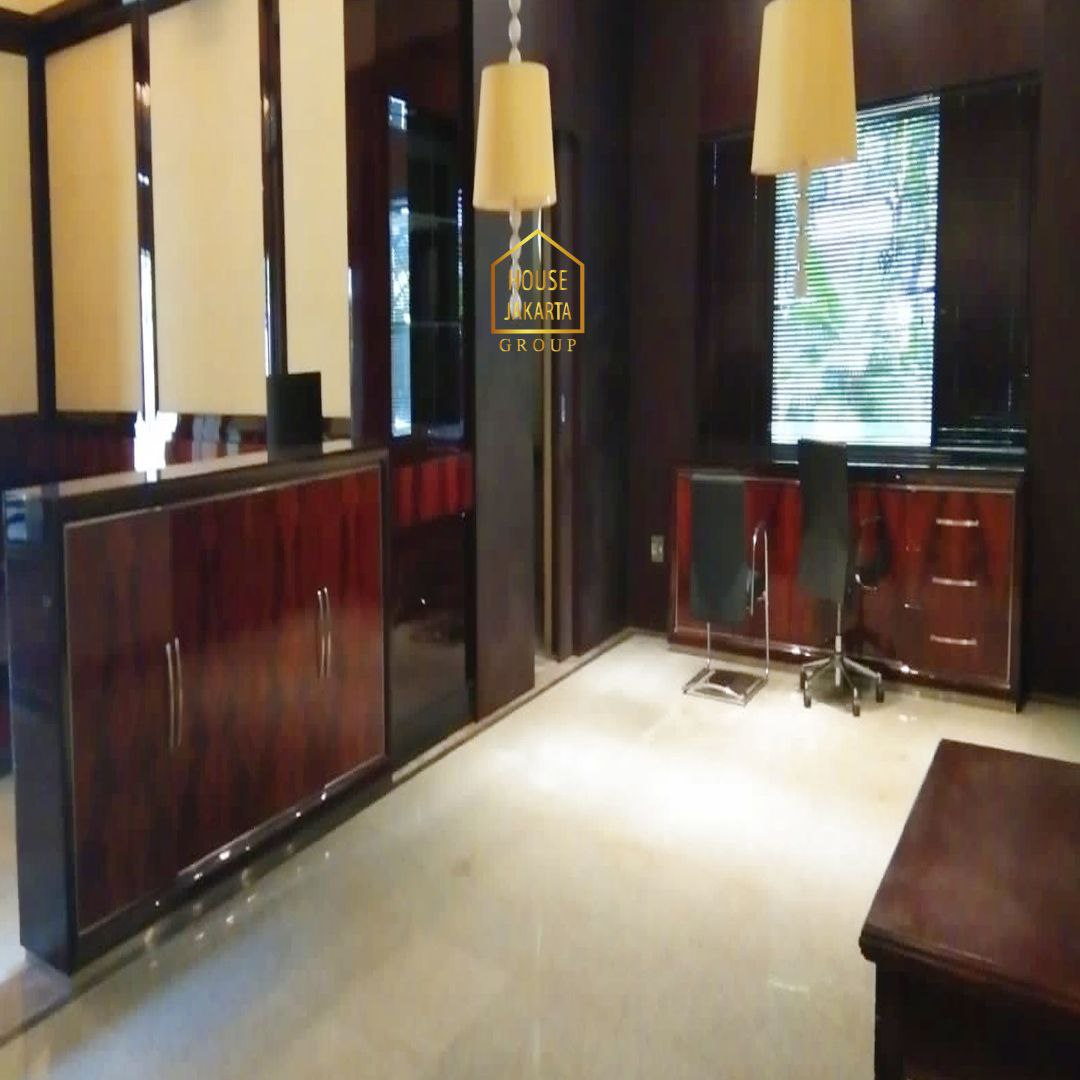 HS1670 Rumah Menteng Siap Huni 1 Lantai Tanah Persegi Prime Area Near To Thamrin