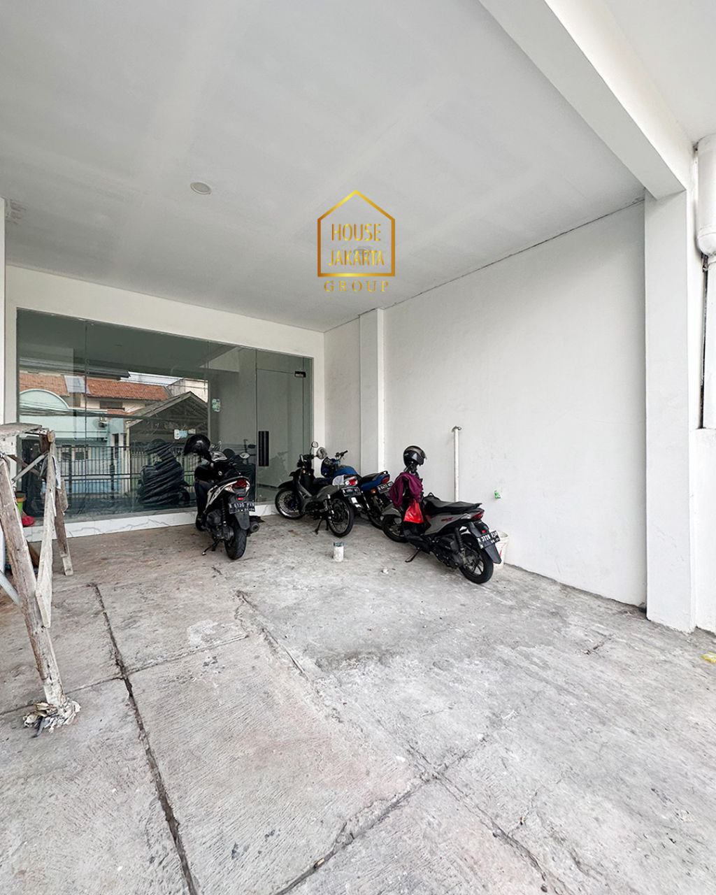 CS1714 Ruko Kemang Brand New 2 Lantai • 5 meter x 26 meter • Hadap Timur • Bebas Banjir