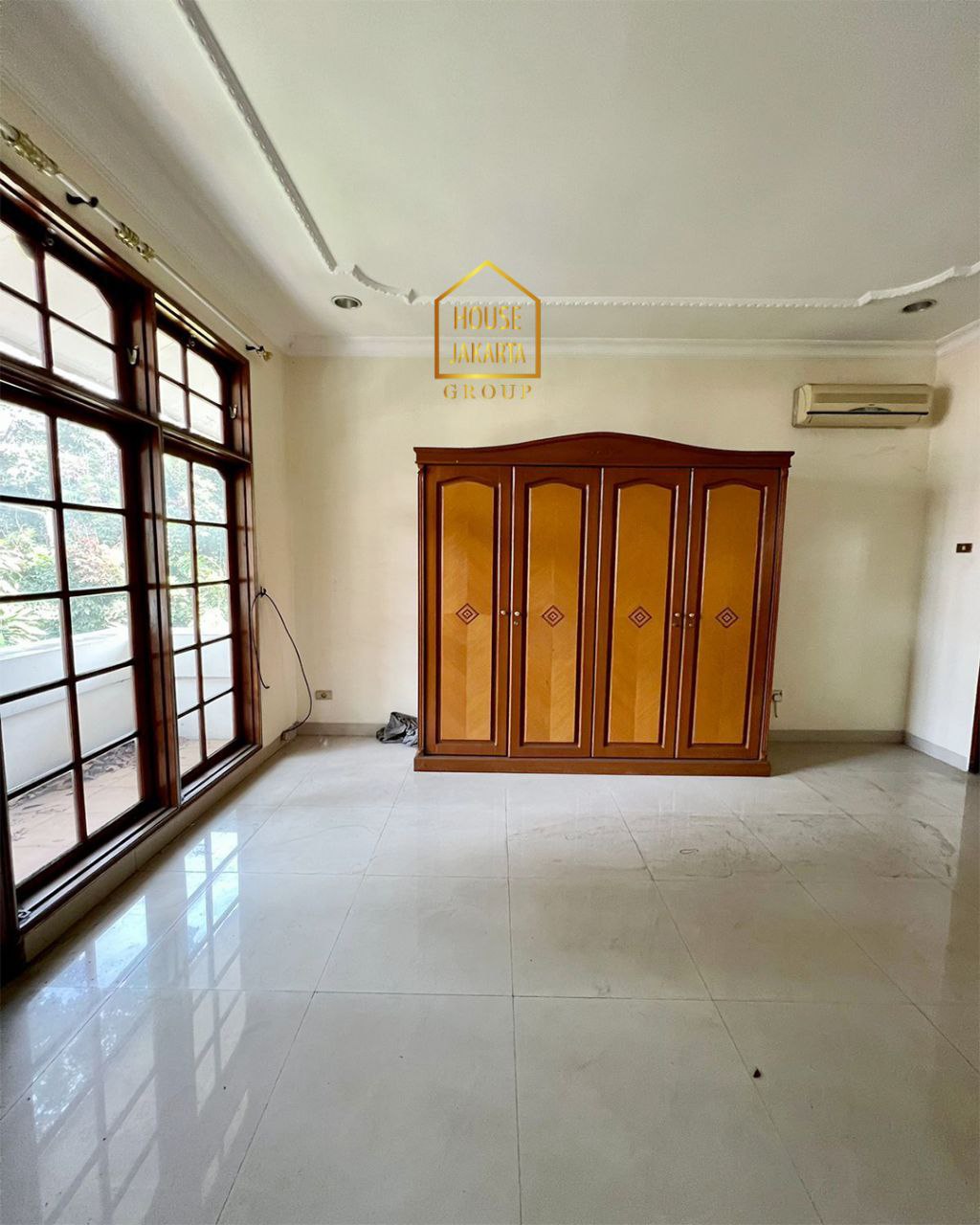 HS1715 Rumah Murah Pondok Indah 2 Lantai Siap Huni • Prime Location, Dekat PIM • Jalan Lebar
