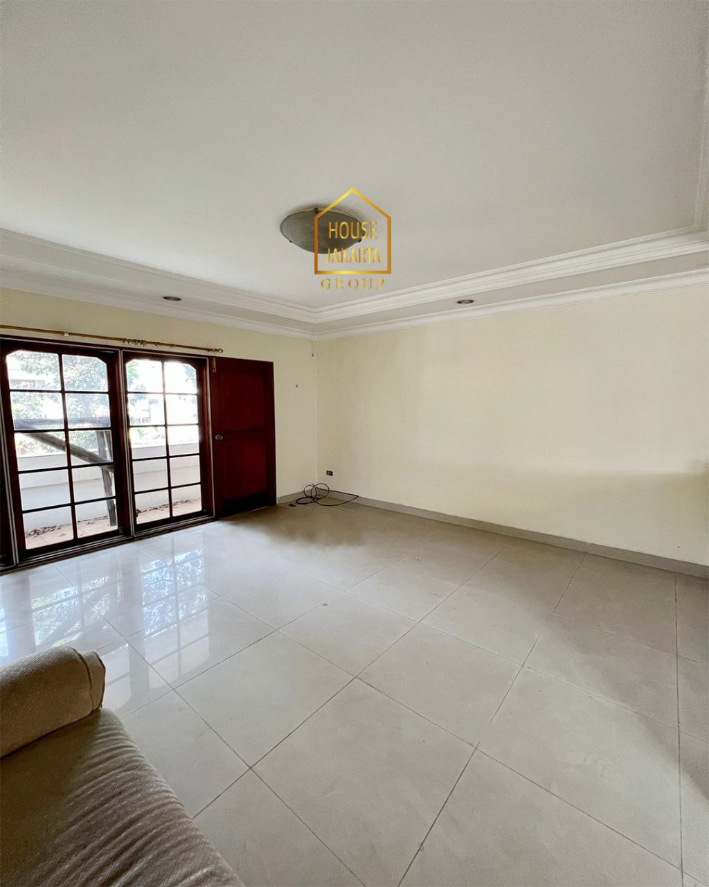 HS1715 Rumah Murah Pondok Indah 2 Lantai Siap Huni • Prime Location, Dekat PIM • Jalan Lebar