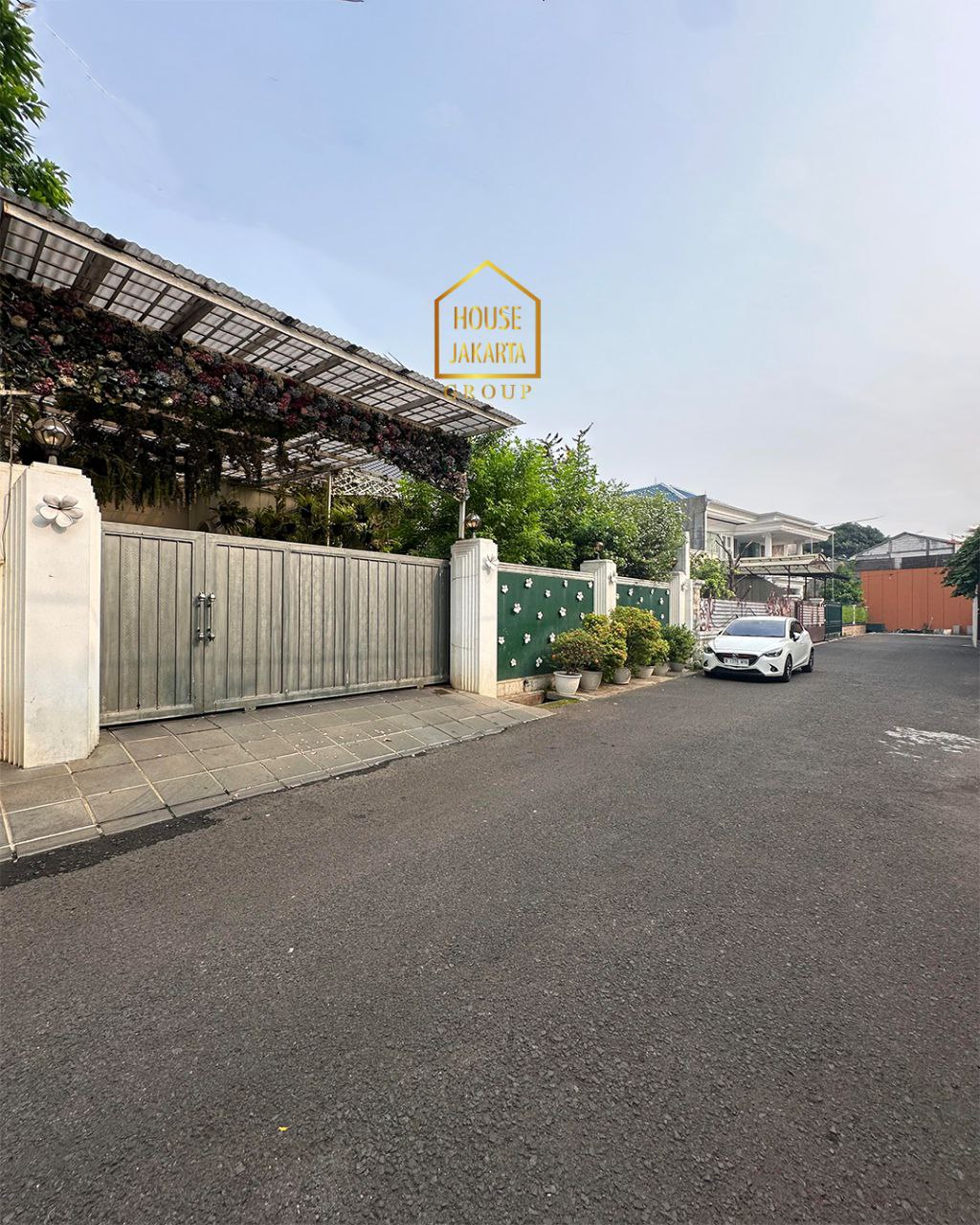 HS1718 Rumah Cantik, Radio Dalam Kebayoran Baru, Murah Dibawah NJOP