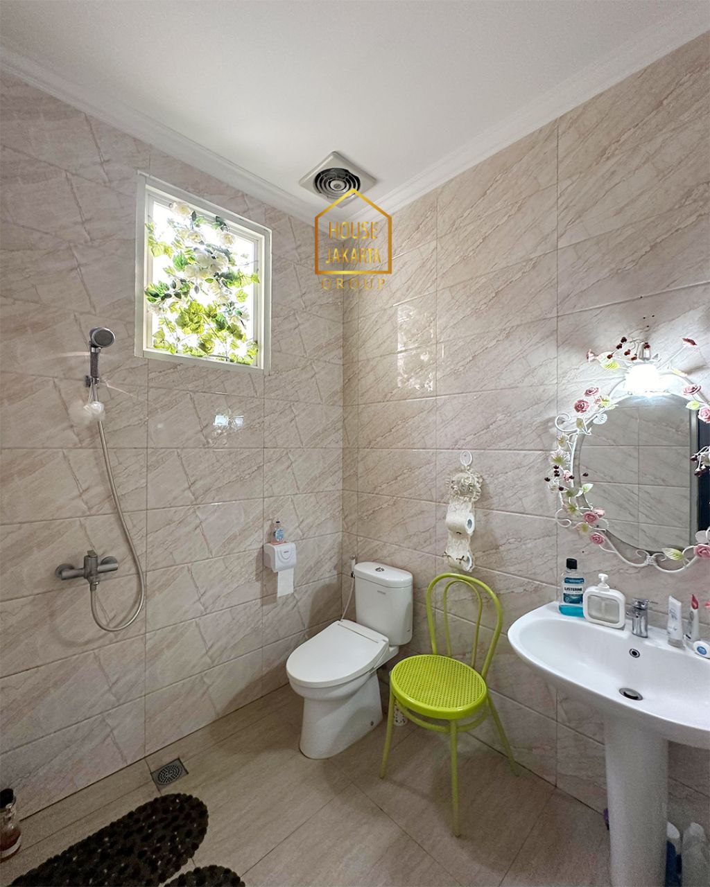 HS1718 Rumah Cantik, Radio Dalam Kebayoran Baru, Murah Dibawah NJOP