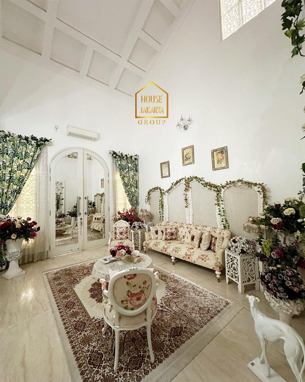 HS1718 Rumah Cantik, Radio Dalam Kebayoran Baru, Murah Dibawah NJOP