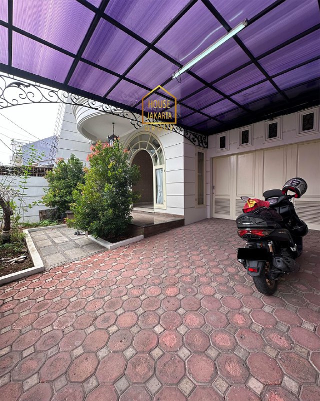 HS1731 Rumah Elite 2 Lantai Senayan Area Siap Huni, Full Marmer Italy • Lokasi Strategis,  Dekat Senopati & SCBD   