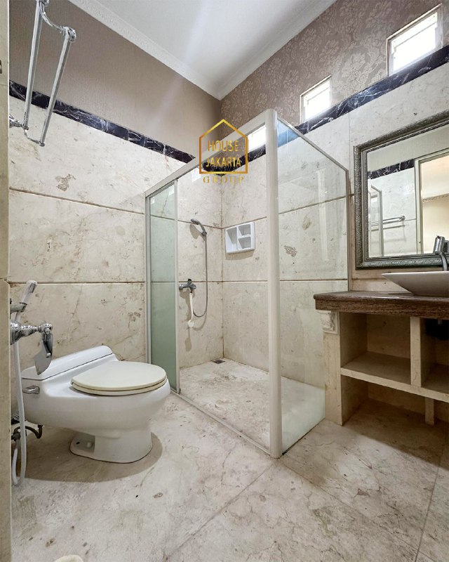 HS1731 Rumah Elite 2 Lantai Senayan Area Siap Huni, Full Marmer Italy • Lokasi Strategis,  Dekat Senopati & SCBD   