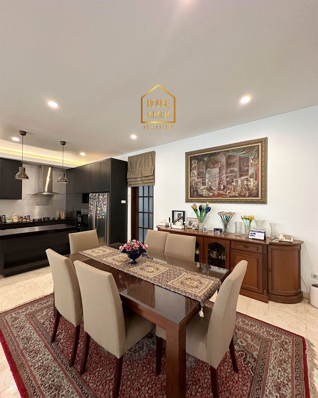HS1735  Townhouse Kemang Area Murah dengan Taman & Pool. Lingkungan Asri, Elite, dan Strategis.