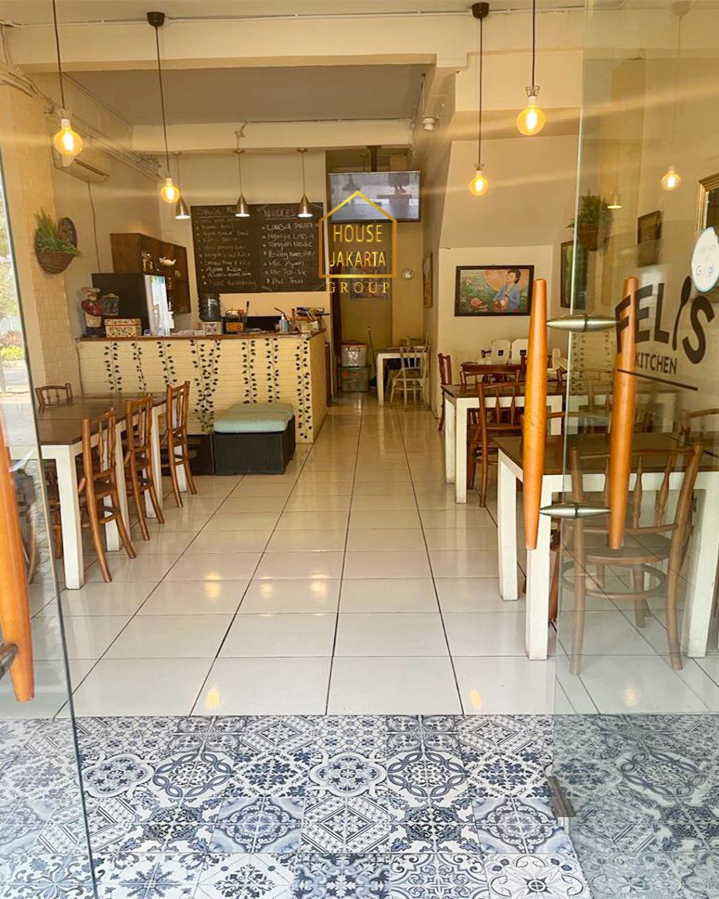 CS1736  Ruko 3 Lantai Bona Indah Center •  Good Invest • Dekat Simatupang