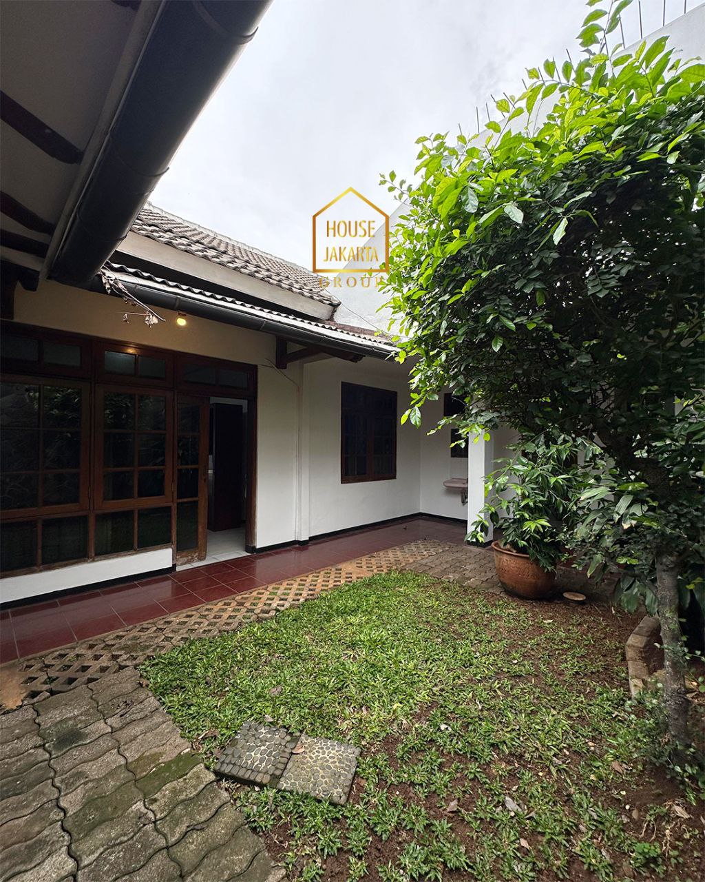 HS1745 Rumah Di Kebayoran Baru, Strategis Dekat Senayan & Blok M