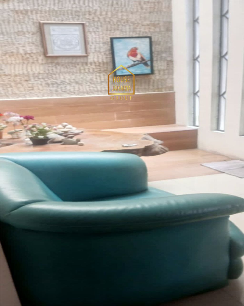 HS1750 Rumah Murah Di Pondok Kelapa Siap Huni, 2,5 Lantai, Ada Kitchen Set. One Gate System