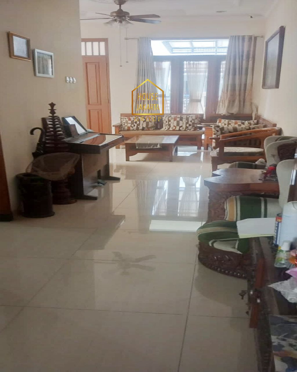 HS1750 Rumah Murah Di Pondok Kelapa Siap Huni, 2,5 Lantai, Ada Kitchen Set. One Gate System