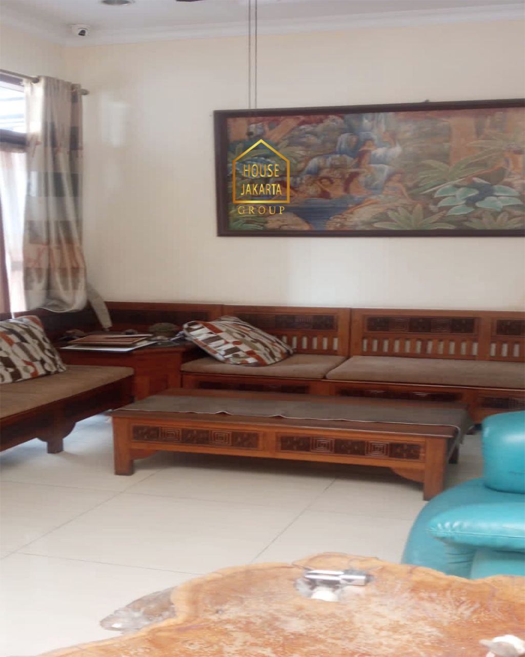 HS1750 Rumah Murah Di Pondok Kelapa Siap Huni, 2,5 Lantai, Ada Kitchen Set. One Gate System