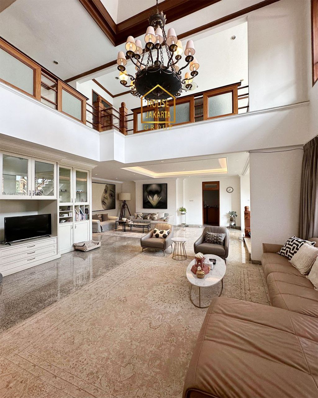 HS1751 Turun Harga!! Rumah Elegan Di Kawasan Elite Pondok Indah, Siap Huni, Dekat PIM