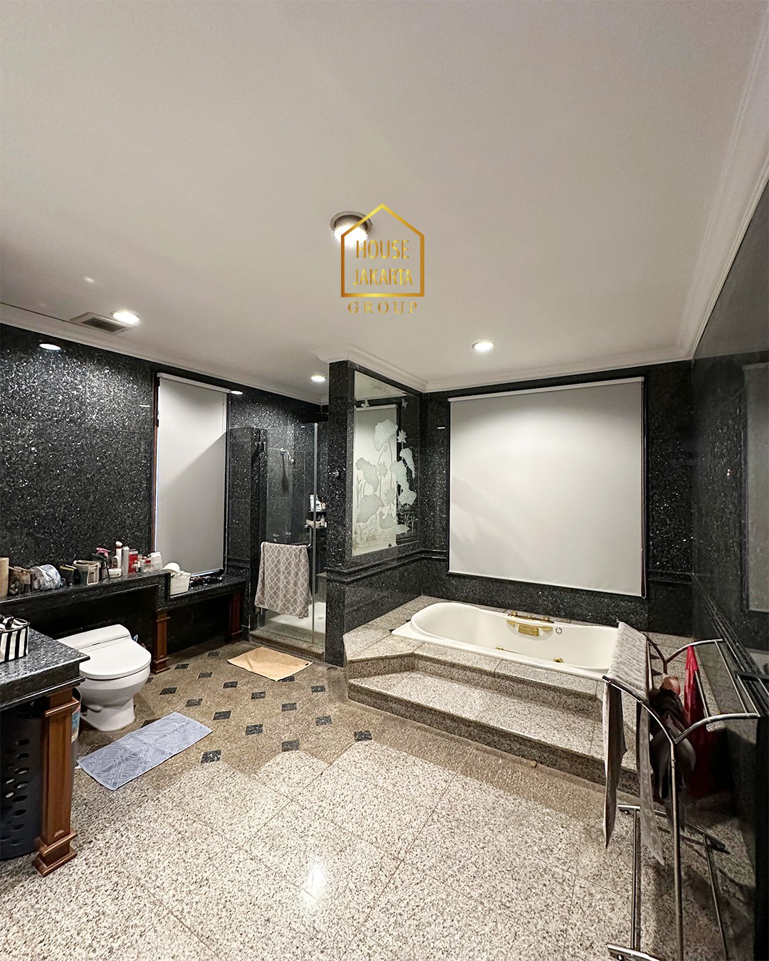 HS1751 Turun Harga!! Rumah Elegan Di Kawasan Elite Pondok Indah, Siap Huni, Dekat PIM