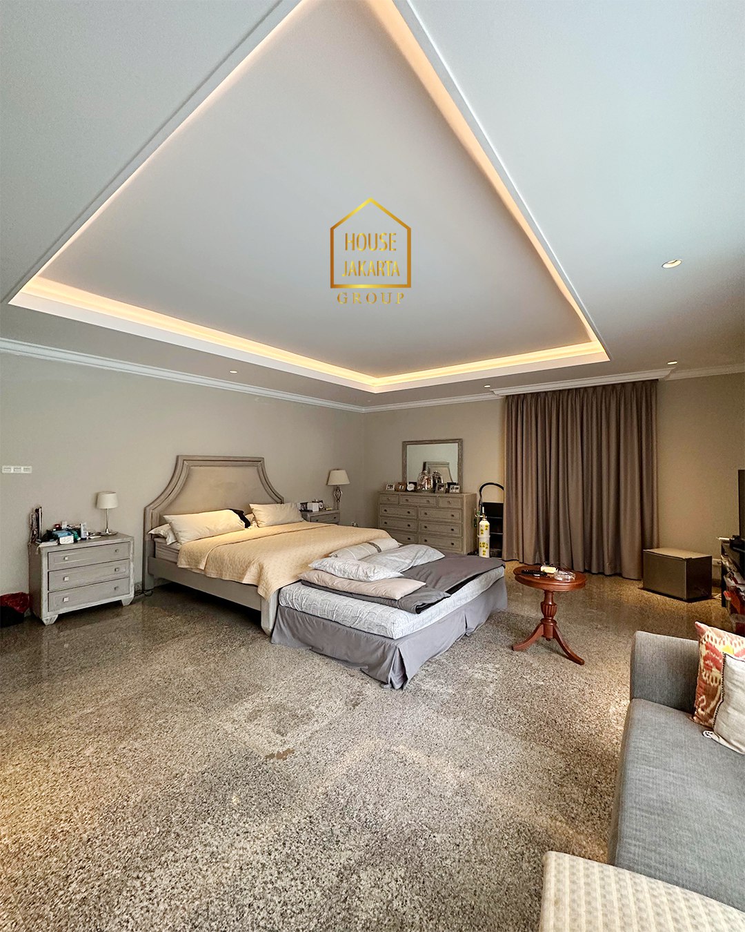 HS1751 Turun Harga!! Rumah Elegan Di Kawasan Elite Pondok Indah, Siap Huni, Dekat PIM