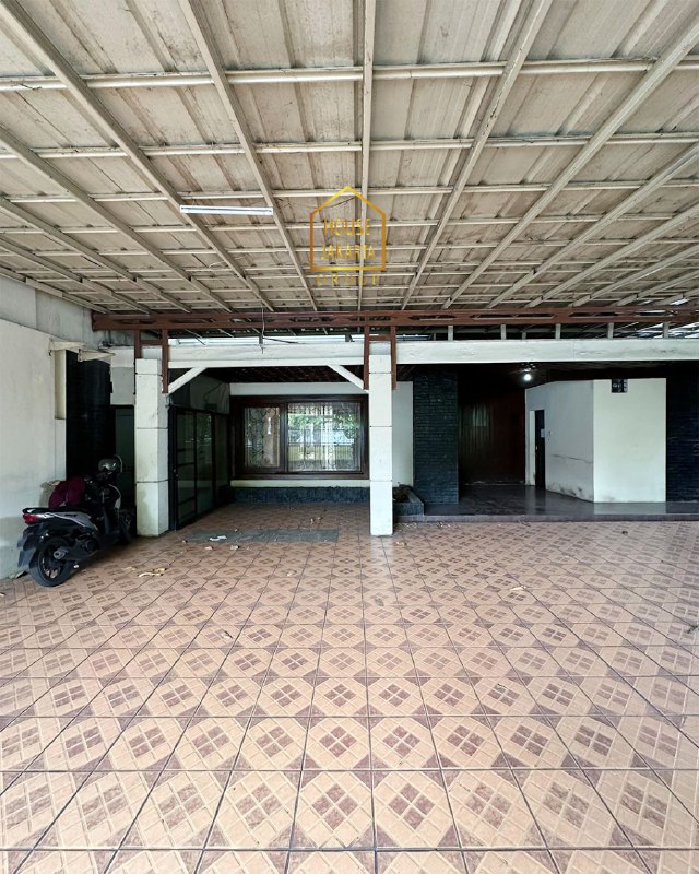 HS1760 Rumah Hitung Tanah Termurah Menteng Area, Dekat Ring 1, Elite, Jalan Lebar