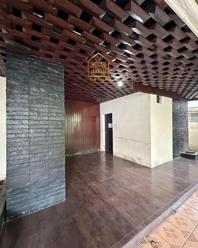 HS1760 Rumah Hitung Tanah Termurah Menteng Area, Dekat Ring 1, Elite, Jalan Lebar