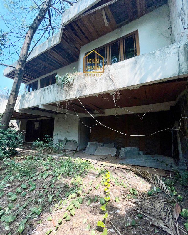 LS1762 Hitung Tanah Di Simprug Golf - Senayan, Jalan Lebar 3 Mobil, Limited