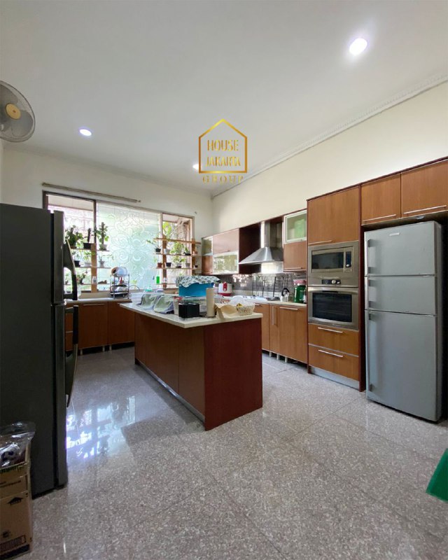 HS1763 Rumah 2 Lantai Siap Huni Di Adhyaksa - Lebak Bulus, Ada Taman & Pool, Prime Area Dekat Tol Simatupang