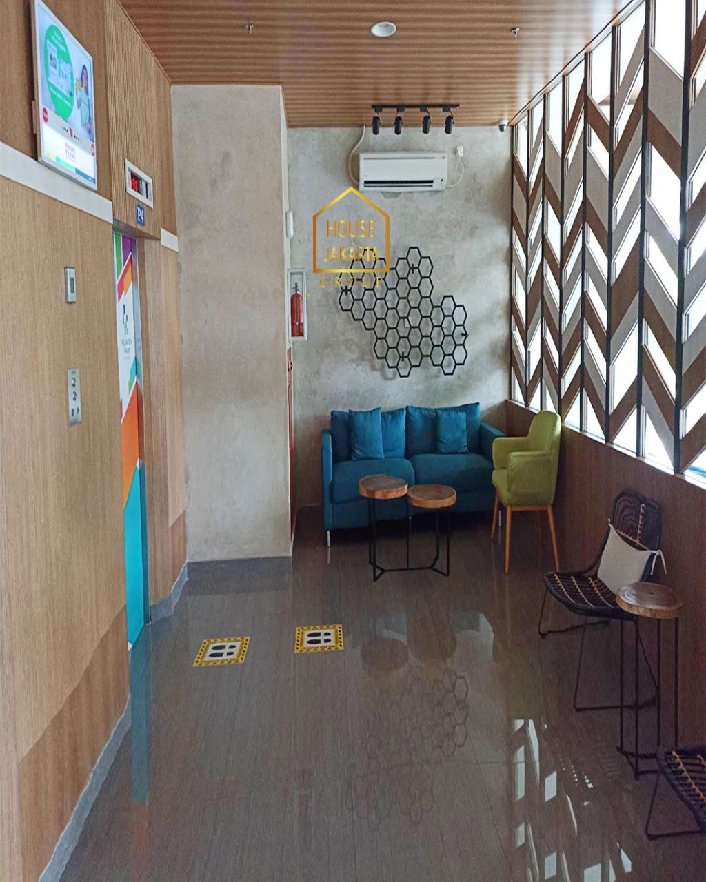 AS1764 Apartemen Pejaten Park, 2 Bedrooms, City View, Hook