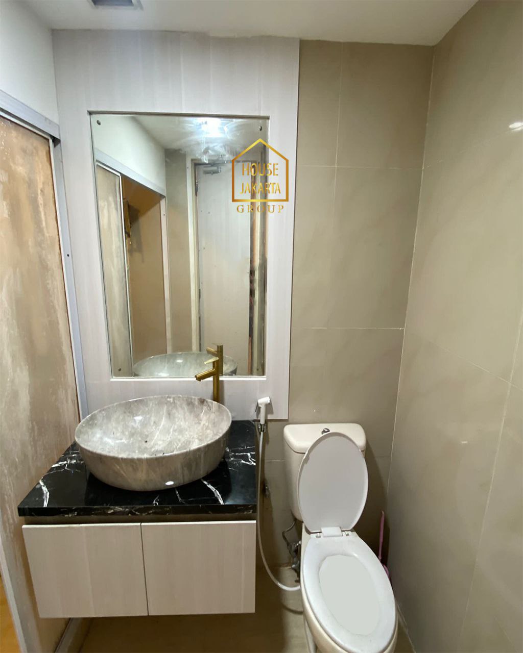 AS1774 Apartemen Mediterania Garden - Grogol, Great Location. Siap Huni Semi Furnished.