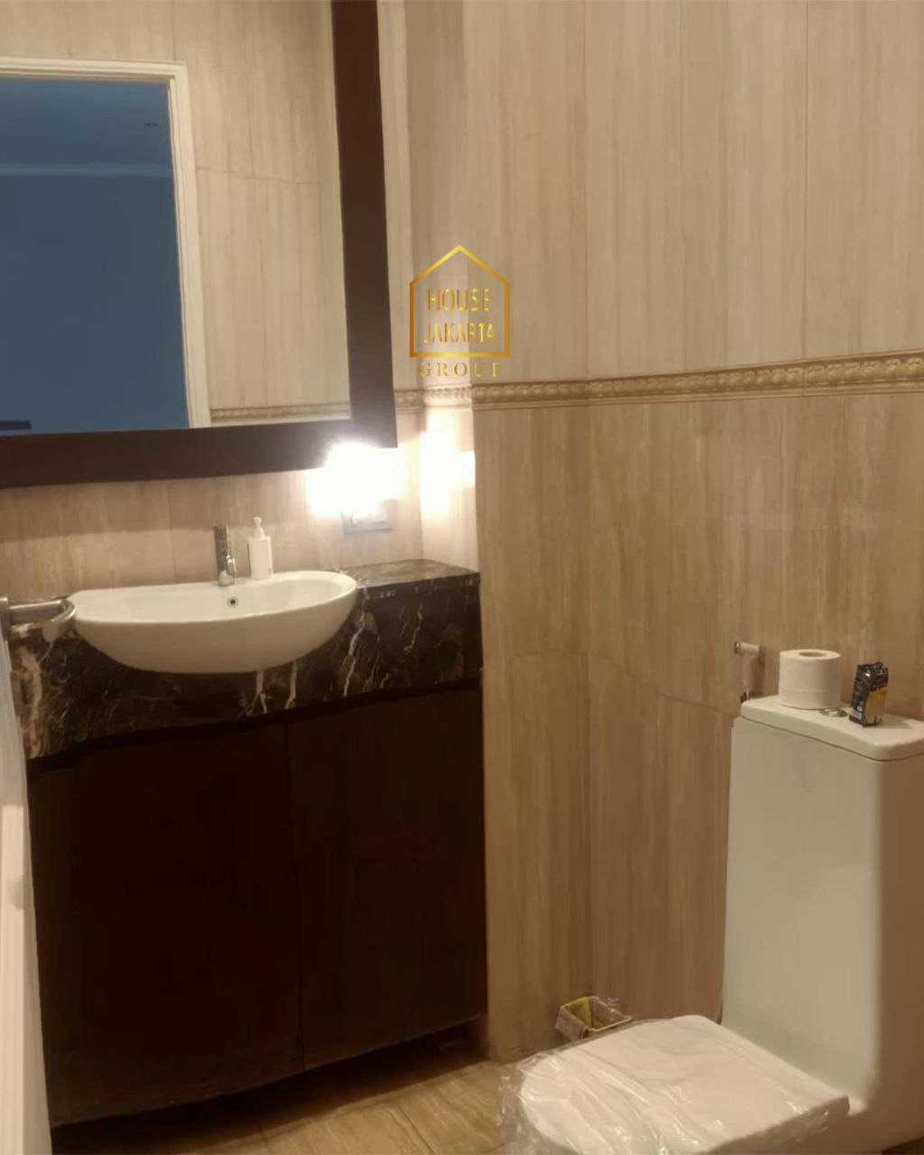 HS1779 Rumah Bagus Di Moh Yamin - Menteng, 3,5 Lantai. Jarang Ada, Lokasi Prime 