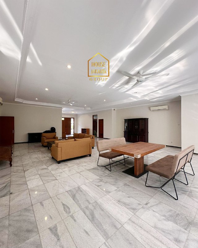 HS1786 Rumah Nyaman Di Cipete Area. Dekat MRT, Kemang & Simatupang