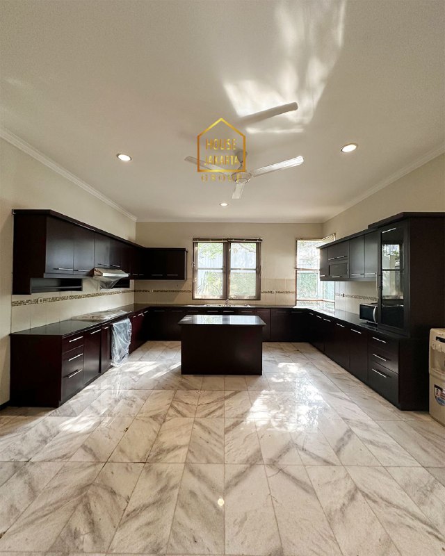 HS1786 Rumah Nyaman Di Cipete Area. Dekat MRT, Kemang & Simatupang