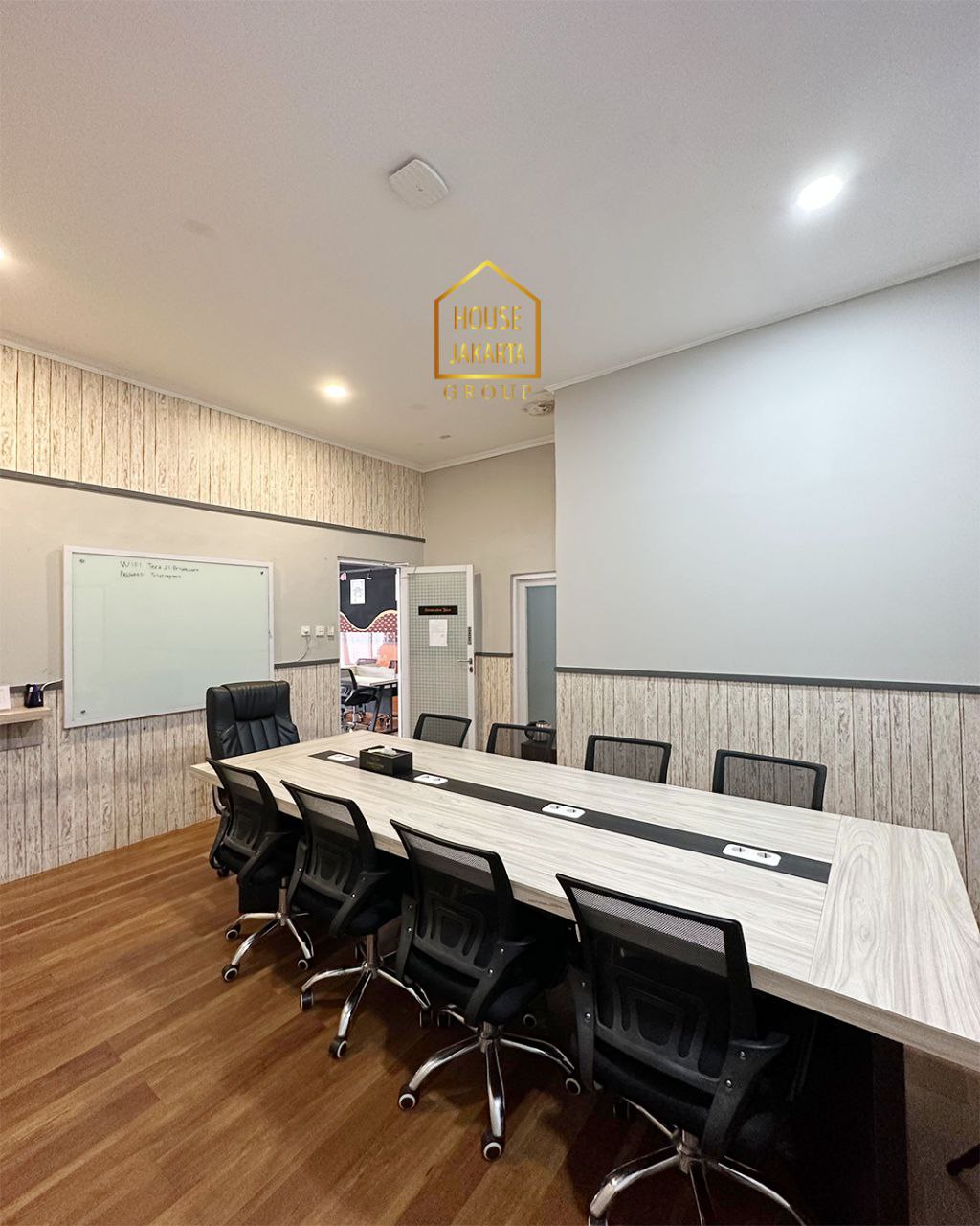 CS1787 Komersial Cafe 2 Lantai Di Tebet Raya. Murah Strategis, Bentuk Persegi