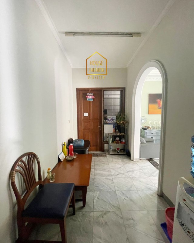 HS1792  Rumah Kost Di Senopati - Kebayoran Baru 2 Lantai Isi 13 Kamar di Area Elite Dekat SCBD, Jalan Lebar