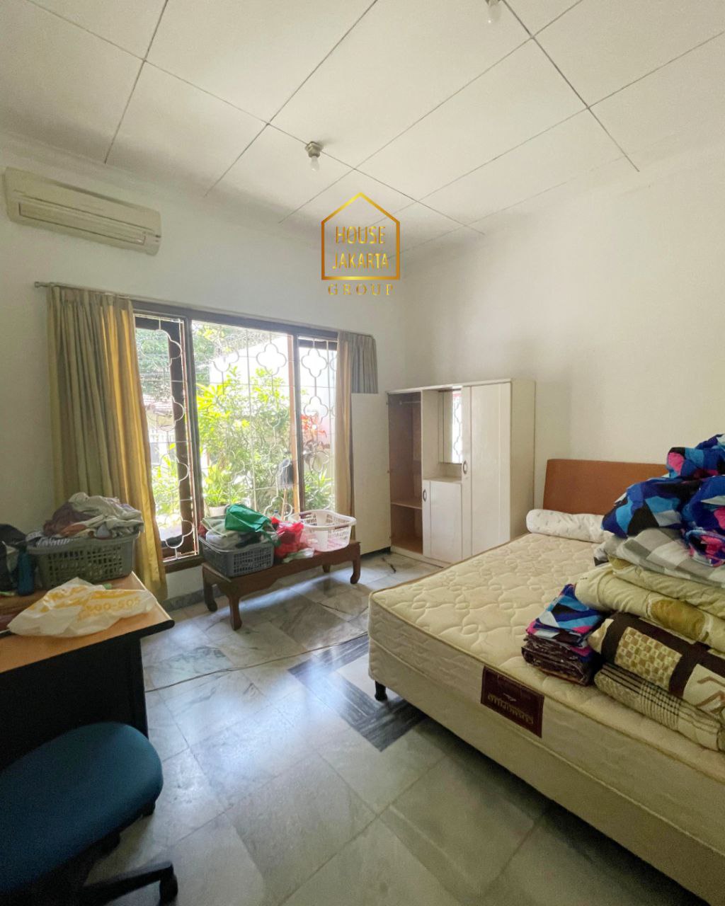 HS1792  Rumah Kost Di Senopati - Kebayoran Baru 2 Lantai Isi 13 Kamar di Area Elite Dekat SCBD, Jalan Lebar